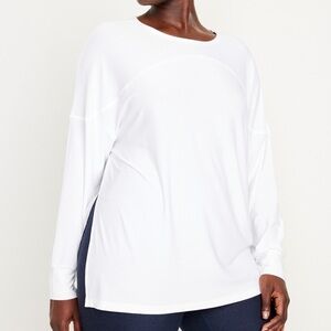 NWT- Old Navy - XXL. Cloud motion active tunic